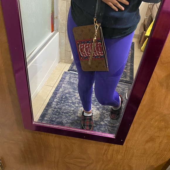 Lv pouch - Picture 7 of 8